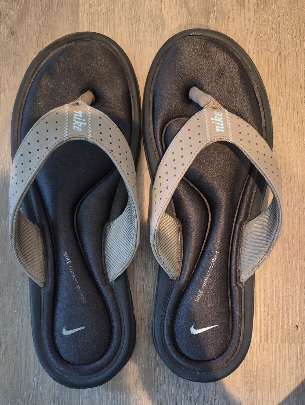 Nike Brown and Beige Thong Sandals